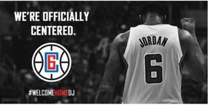 DeAndre Jordan riceve il bentornato dai Los Angeles Clippers.