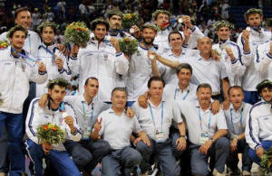 L'Italia festeggia l'argento olimpico.