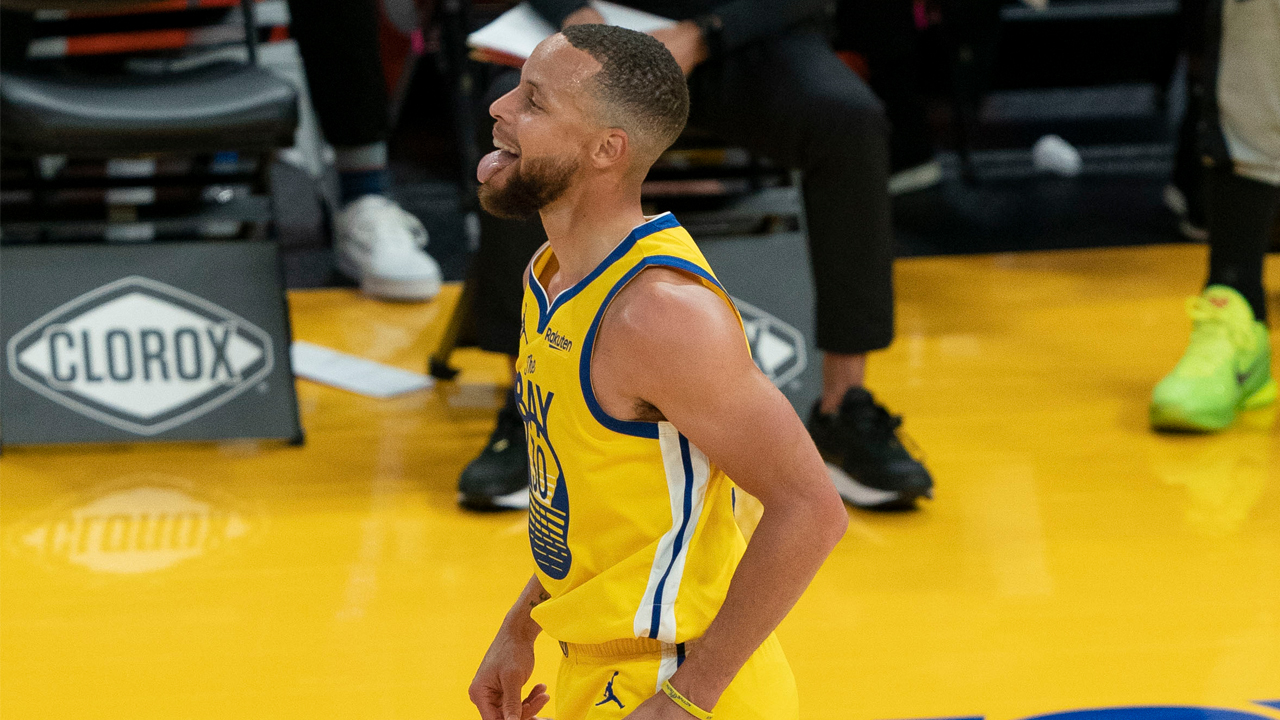 NBA Curry triple mese